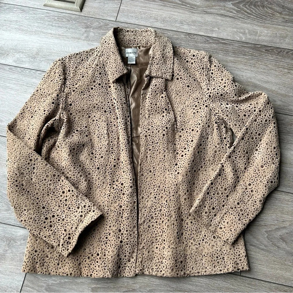 Chico's Tan Genuine Leather Laser Cutout Long Sleeve Open Front  Jacket - Picture 4 of 12
